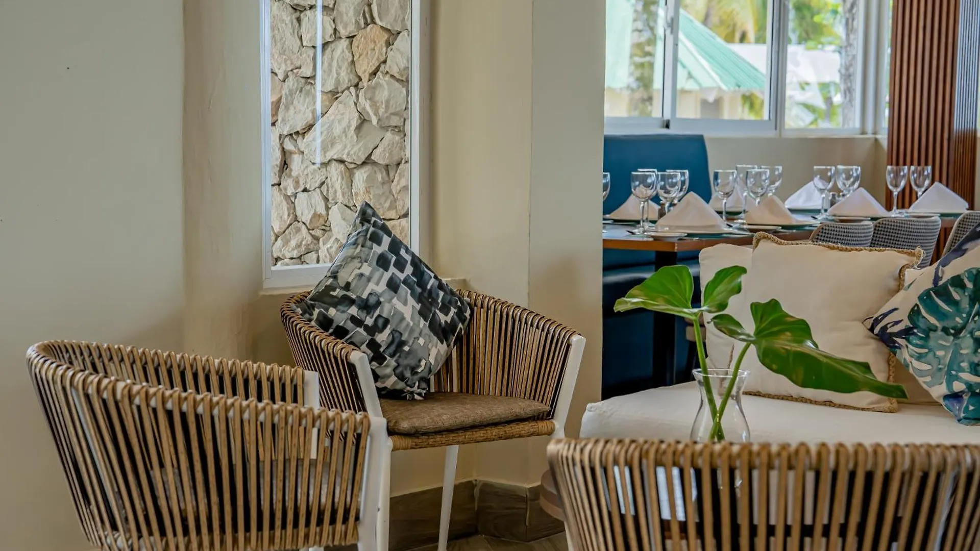 Coral Costa Caribe Beach Resort Juan Dolio 4*,