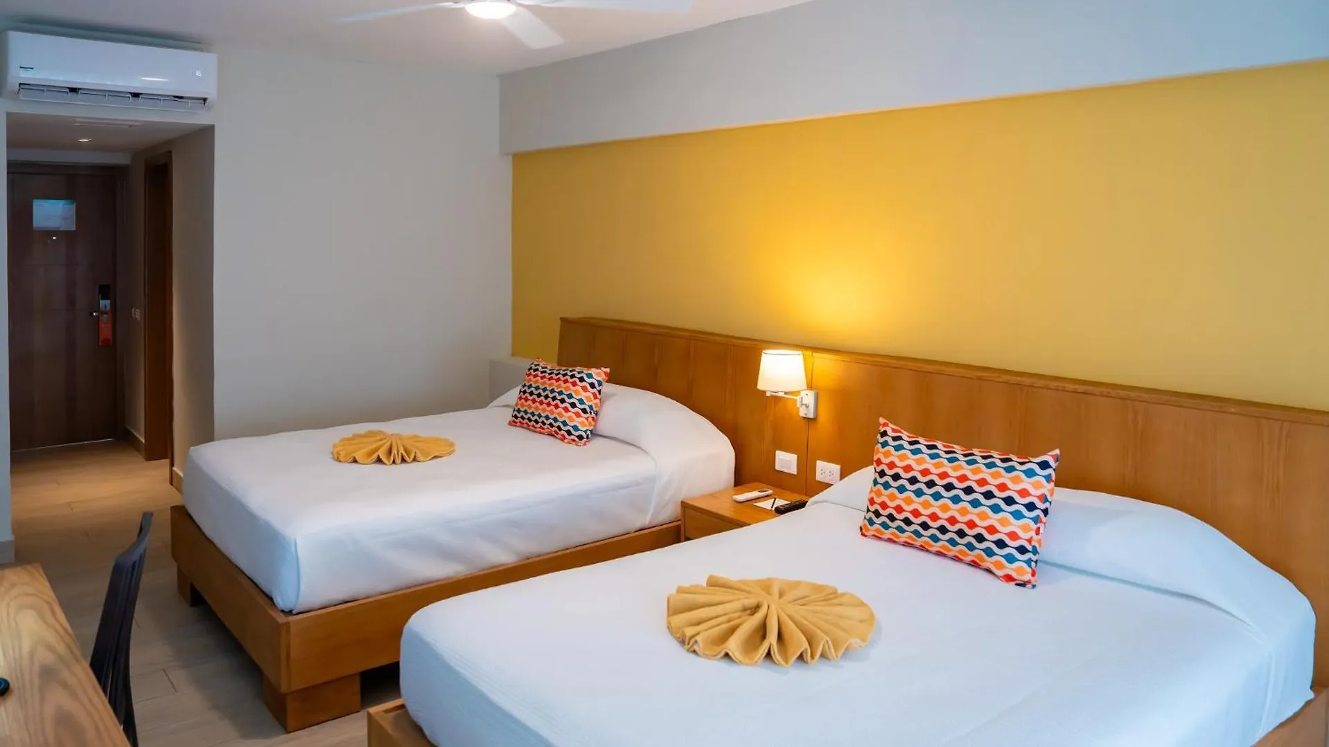 ****  Coral Costa Caribe Beach Resort Juan Dolio Dominikánská republika